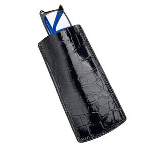Luxury Calfskin Glasses Case – Alligator‑Style Texture - Lacquer Black